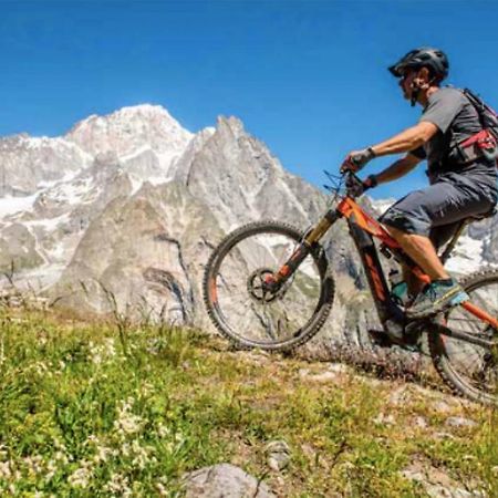 Apartament La Petite Courmayeur Zewnętrze zdjęcie
